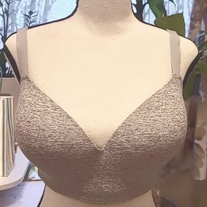 Soma Enbliss wireless bra in gray 38DD